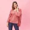 Blouse Col V Avec Application De Dentelle Klauda | 3 SUISSES 2 Blouse Col V Avec Application De Dentelle Klauda | 3 SUISSES -Chic Femme Soldes blouse manches 34 col v a dentelle 1178265 2 1140x1140