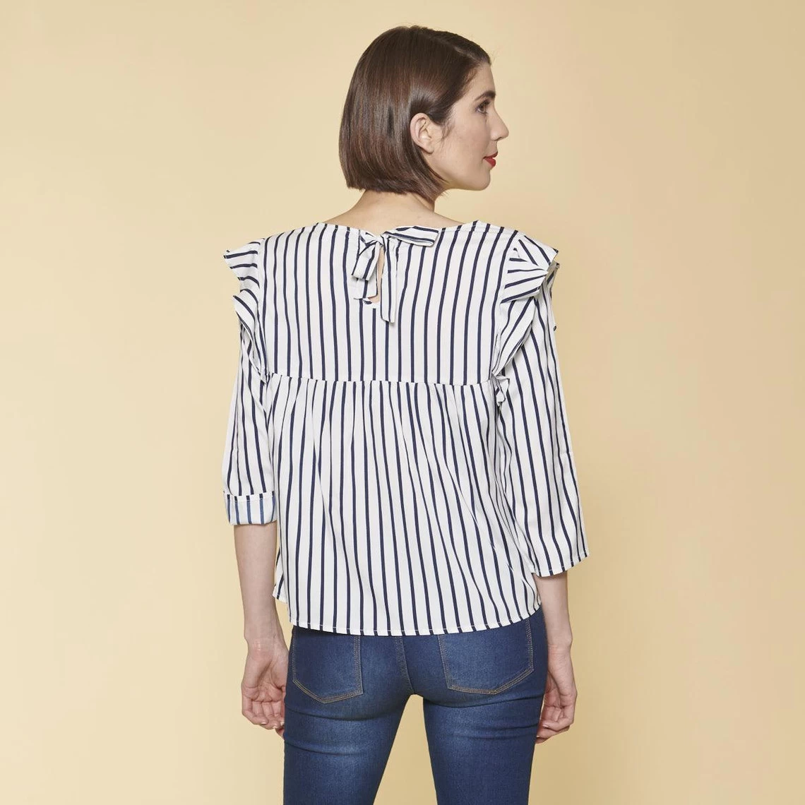 Blouse Rayée Manches 3/4 Avec Volants Femme - Rayé Blanc | 3 SUISSES 5 Blouse Rayée Manches 3/4 Avec Volants Femme - Rayé Blanc | 3 SUISSES – Image 3