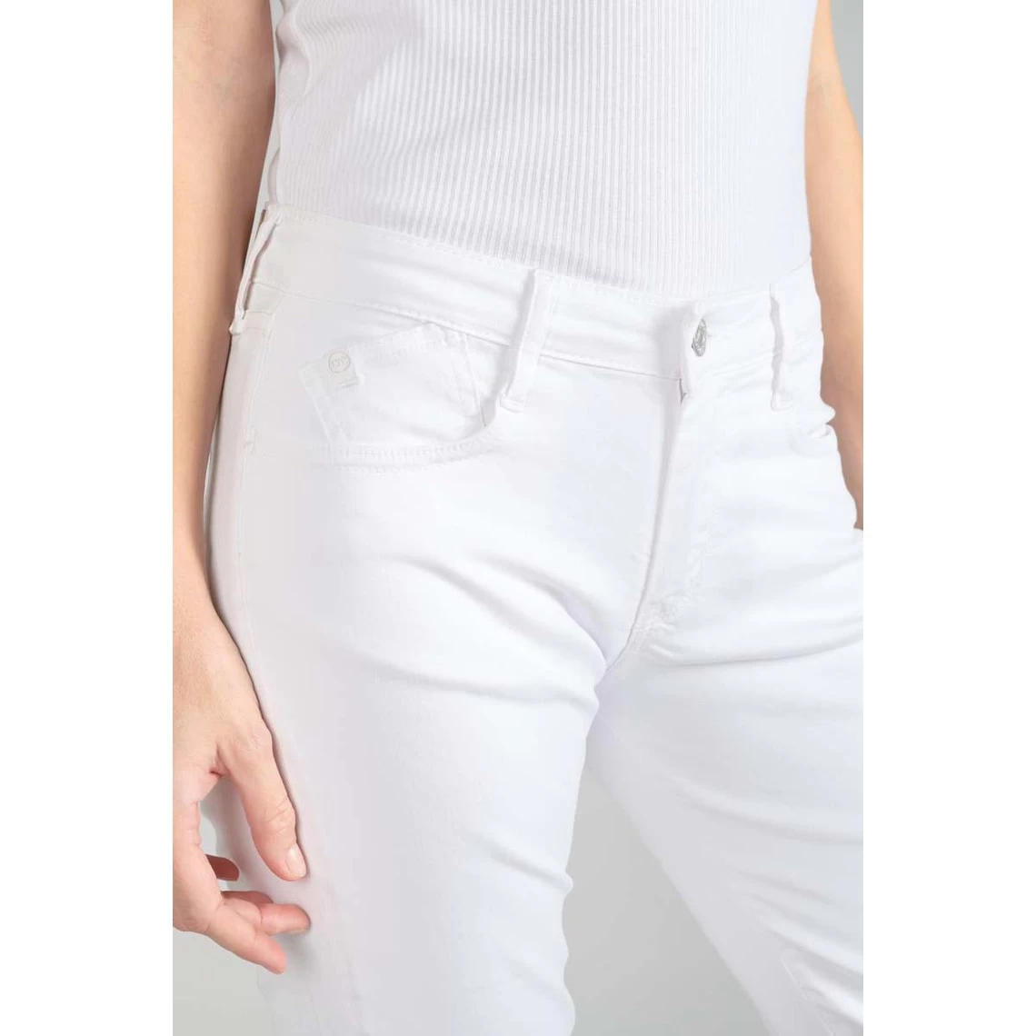 LE TEMPS DES CERISES Corsaire Pantacourt OPUS | 3 SUISSES 6 LE TEMPS DES CERISES Corsaire Pantacourt OPUS | 3 SUISSES – Image 4