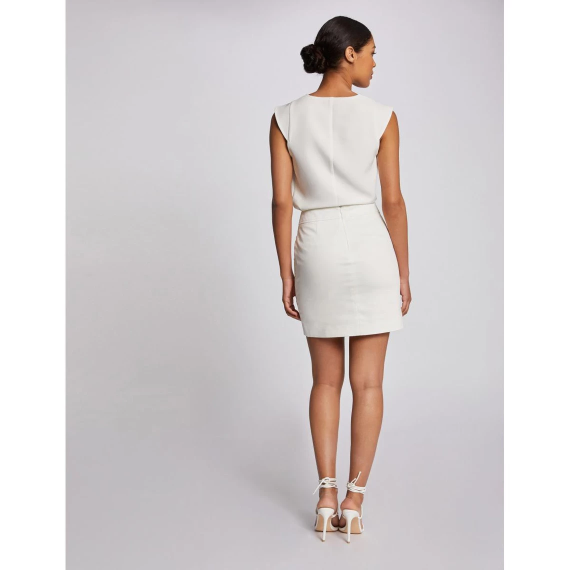 MORGAN Jupe Ajustée Avec Pattes Boutonnées | Jupe Courte 3 SUISSES 5 MORGAN Jupe Ajustée Avec Pattes Boutonnées | Jupe Courte 3 SUISSES – Image 3