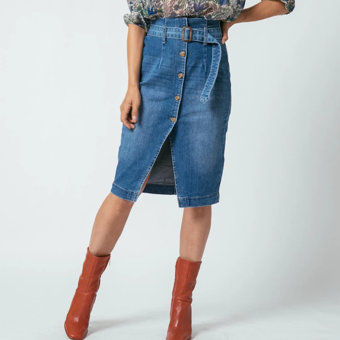 Jupe Denim Boutonné Tess | Jupe Mi-longue 3 SUISSES 3 Jupe Denim Boutonné Tess | Jupe Mi-longue 3 SUISSES