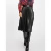 MORGAN Jupe évasée Plissée Simili Cuir NOIR | 3 SUISSES 1 MORGAN Jupe évasée Plissée Simili Cuir NOIR | 3 SUISSES -Chic Femme Soldes jupe evasee plissee simili cuir noir 3431562 6603220 20 1140x1140