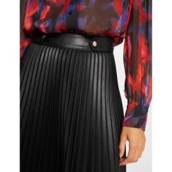 MORGAN Jupe évasée Plissée Simili Cuir NOIR | 3 SUISSES 10 MORGAN Jupe évasée Plissée Simili Cuir NOIR | 3 SUISSES -Chic Femme Soldes jupe evasee plissee simili cuir noir 3431562 6603226 26 1140x1140