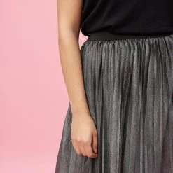 Jupe Longue Plissée Taille élastique Femme - Gris | 3 SUISSES 10 Jupe Longue Plissée Taille élastique Femme - Gris | 3 SUISSES -Chic Femme Soldes jupe longue plissee taille elastique femme gris 877817 4 1140x1140