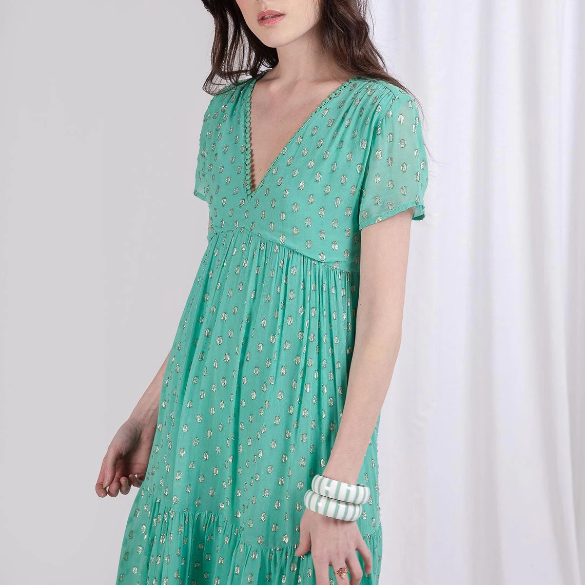 Robe Courte à Pois Doré Flore | Robe Courte 3 SUISSES 5 Robe Courte à Pois Doré Flore | Robe Courte 3 SUISSES – Image 3