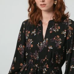 Robe Courte Fleurie Ilona | Robe Courte 3 SUISSES 9 Robe Courte Fleurie Ilona | Robe Courte 3 SUISSES -Chic Femme Soldes robe courte fleurie ilona 1236827 2 1140x1140