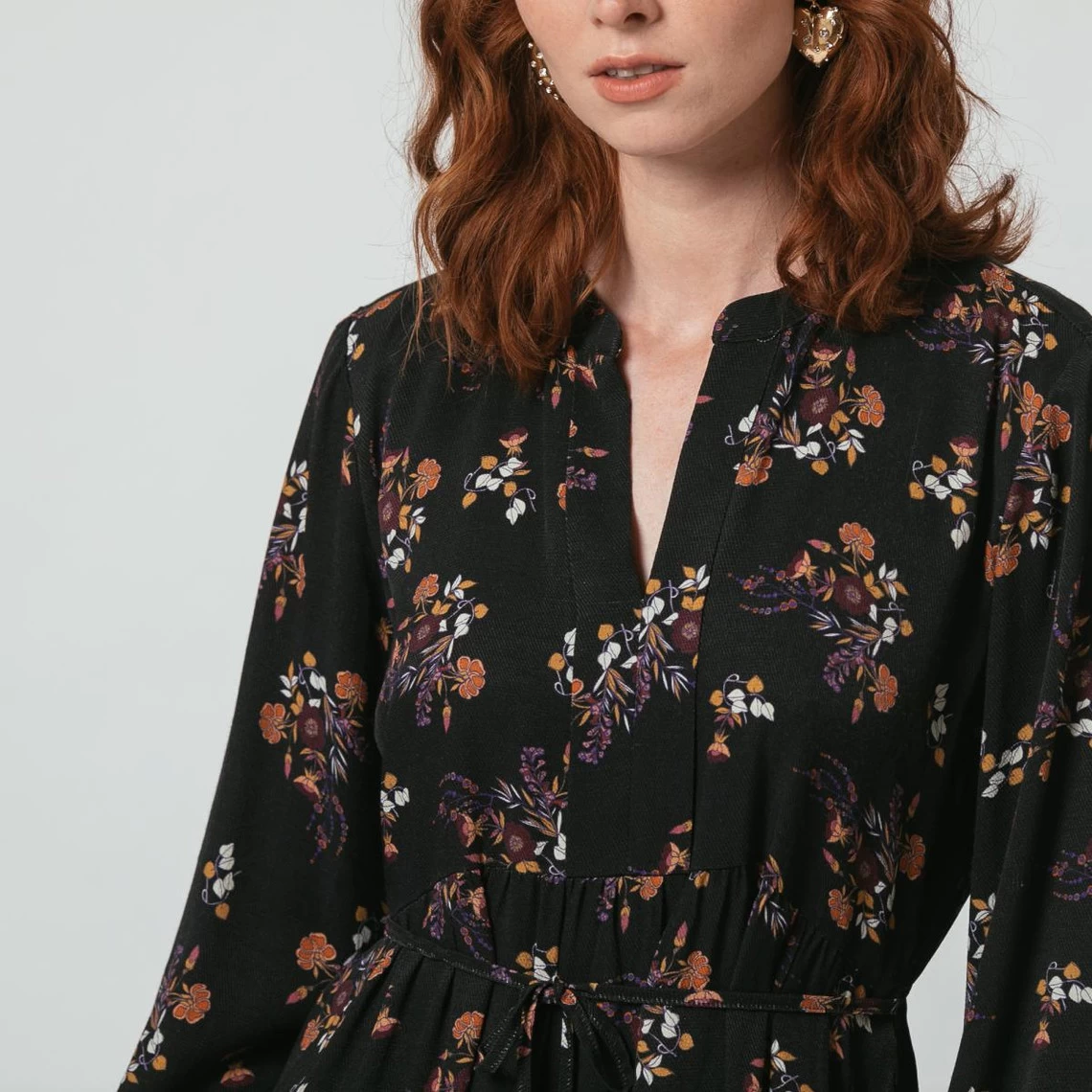 Robe Courte Fleurie Ilona | Robe Courte 3 SUISSES 5 Robe Courte Fleurie Ilona | Robe Courte 3 SUISSES – Image 3