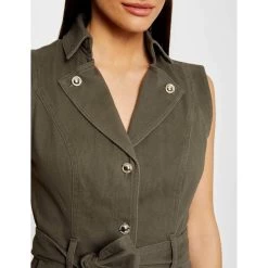 MORGAN Robe Droite Boutonnée Ceinturée | 3 SUISSES 11 MORGAN Robe Droite Boutonnée Ceinturée | 3 SUISSES -Chic Femme Soldes robe droite boutonnee ceinturee vert kaki 3507662 7024160 60 1140x1140