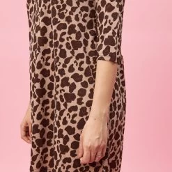 Robe Imprimée Asymétrique Manches 3/4 Femme - Marron | 3 SUISSES 7 Robe Imprimée Asymétrique Manches 3/4 Femme - Marron | 3 SUISSES -Chic Femme Soldes robe imprimee asymetrique manches 34 femme marron 882975 2 1140x1140