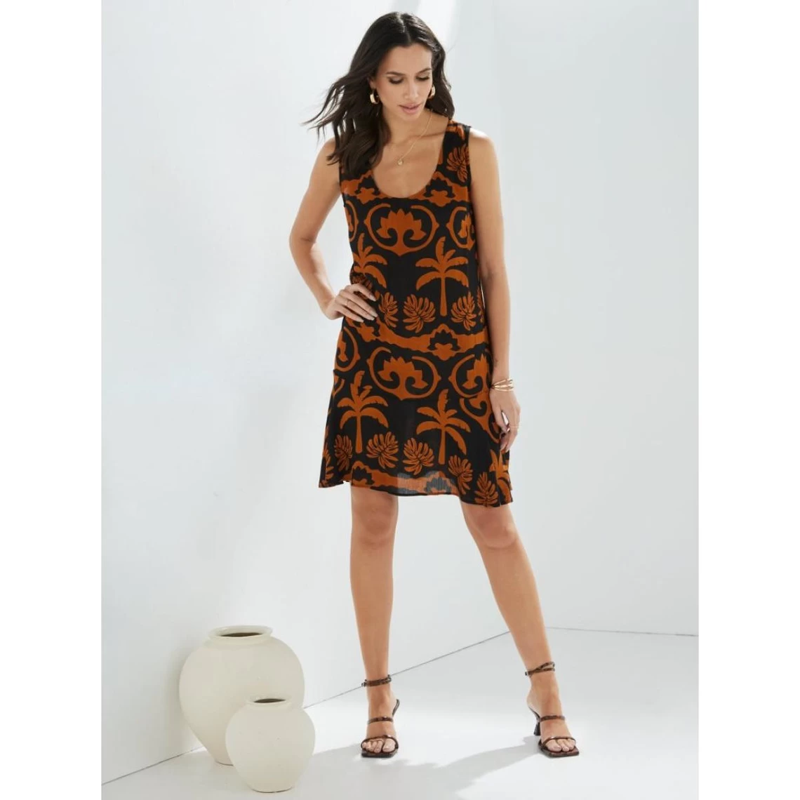 Robe Sans Manches En Crêpe Imprimé Bambou | 3 SUISSES 4 Robe Sans Manches En Crêpe Imprimé Bambou | 3 SUISSES – Image 3