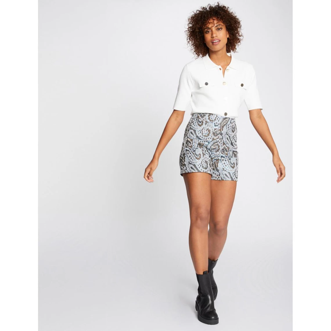 MORGAN Short Ajusté Imprimé Cachemire | Short 3 SUISSES 3 MORGAN Short Ajusté Imprimé Cachemire | Short 3 SUISSES – Image 2