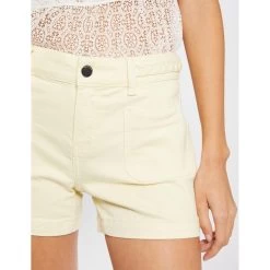 MORGAN Short Droit Avec Détail Tressé | 3 SUISSES 10 MORGAN Short Droit Avec Détail Tressé | 3 SUISSES -Chic Femme Soldes short droit avec detail tresse jaune paille 3393220 6377444 44 1140x1140
