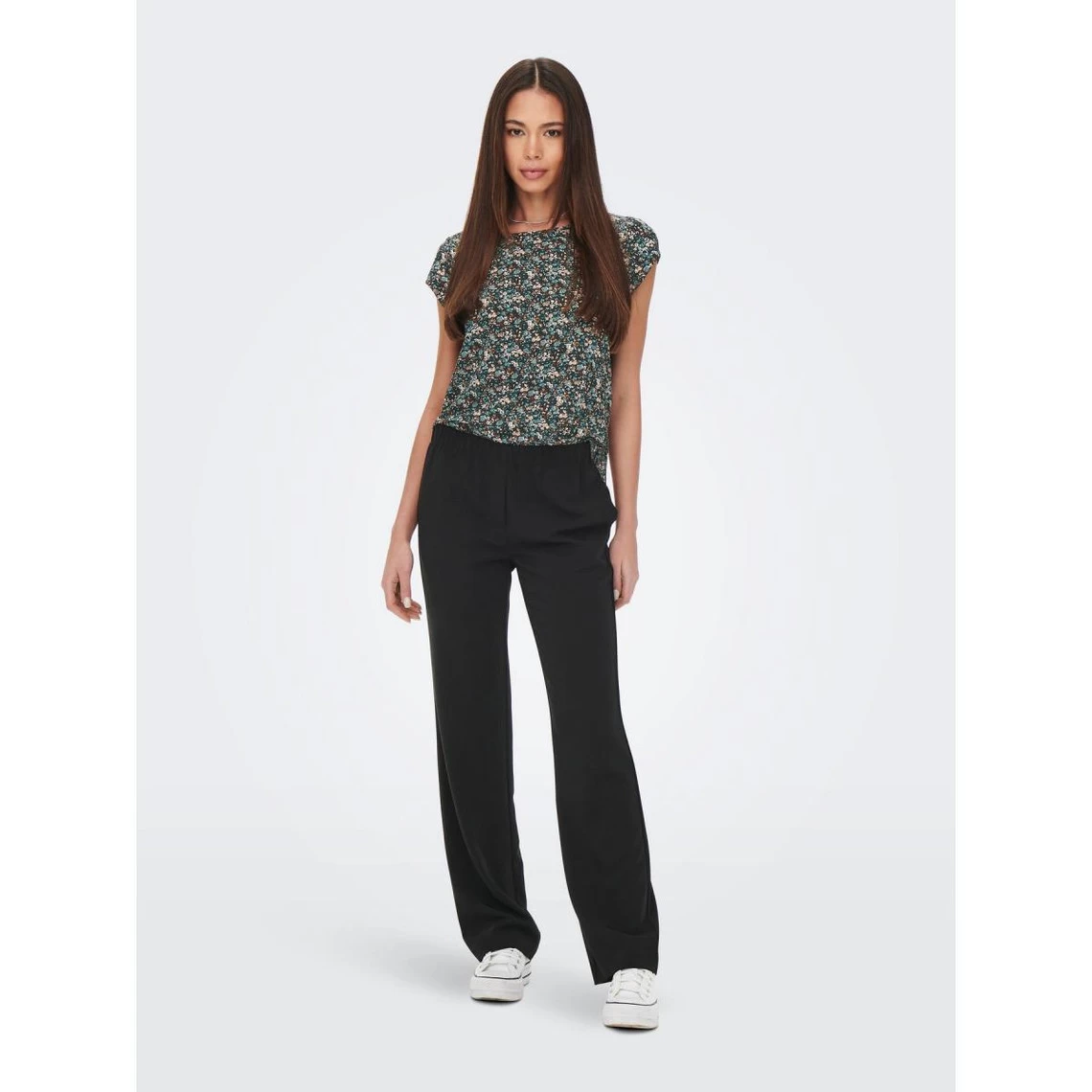 ONLY Top Vert | 3 SUISSES 4 ONLY Top Vert | 3 SUISSES – Image 2